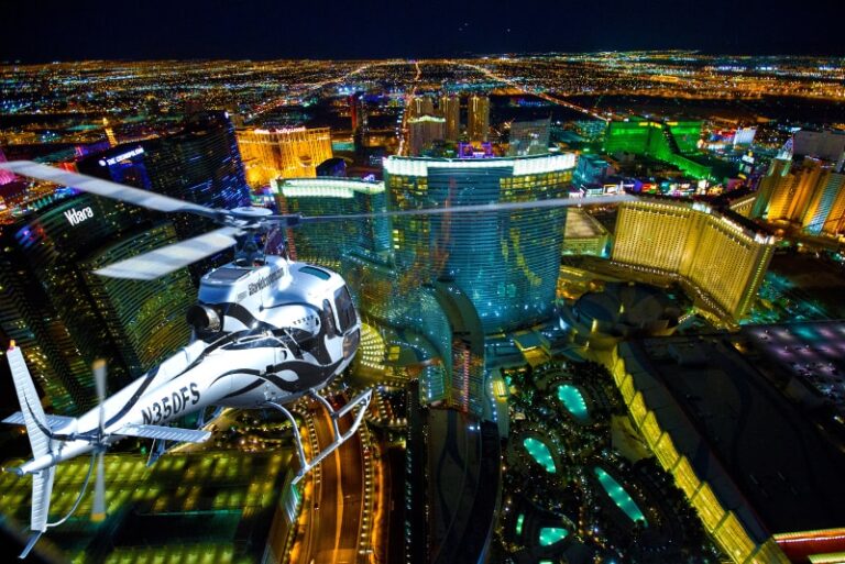 Helicopter-Flight-Over-Las-Vegas-Strip