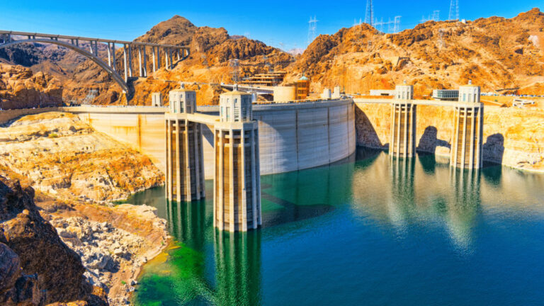 hoover-dam